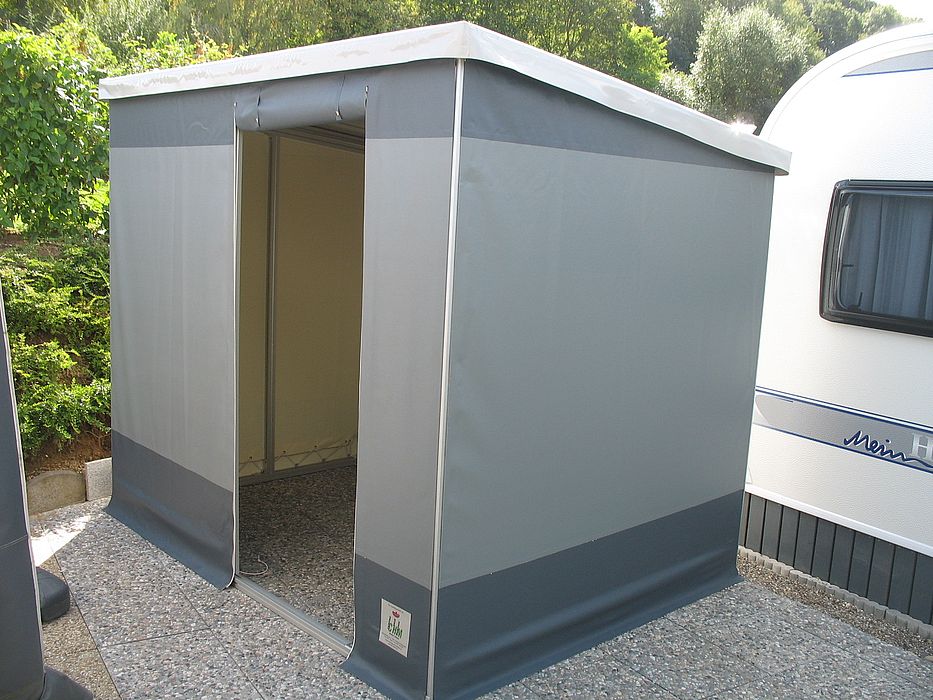 geraetezelt-camping-097roo.jpg Das Gerätezelt die ideale Ergänzung zum Dauerstandzelt Zelte Steckdaub – Bild 1