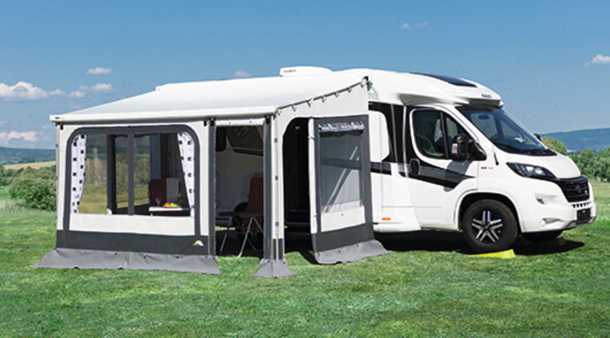 markisenvorzelt-395iwn-1.jpg DWT Zelte Markisenvorzelt für Wohnmobil & Campingbus – Bild 1