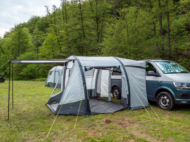vorzelt-t5-246cka-1.jpg Aufblasbares Busvorzelt TOUR EASY AIR | Camping Langhans – Bild 1